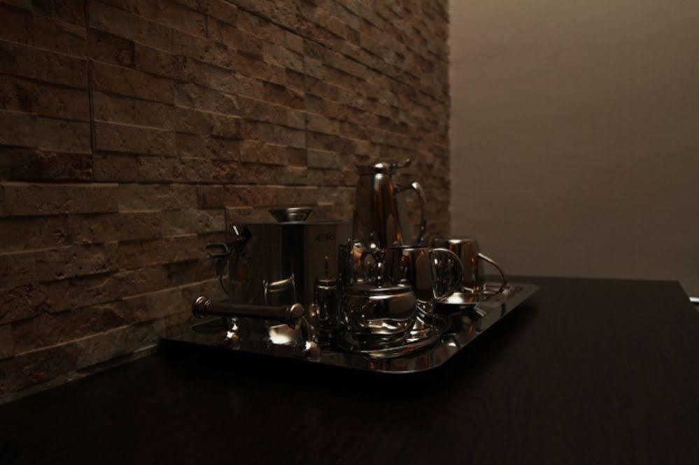 Fryburg Suites Aliayabiagba Εξωτερικό φωτογραφία