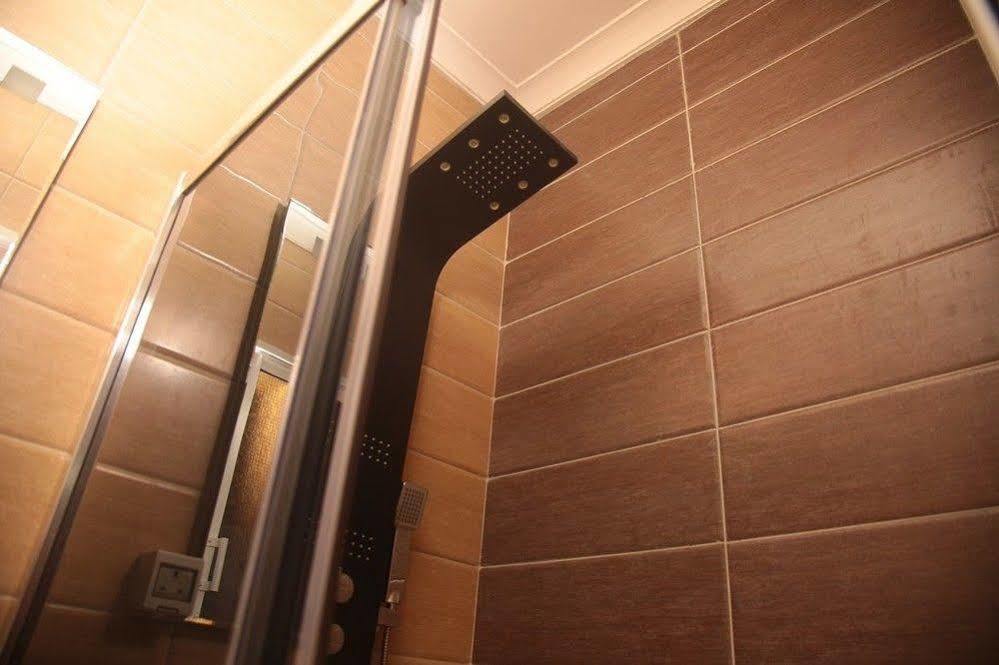 Fryburg Suites Aliayabiagba Εξωτερικό φωτογραφία